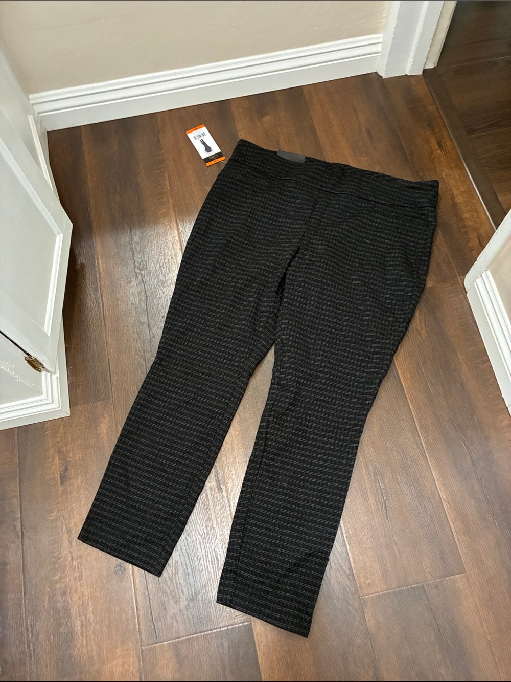 New DALIA Women's Black Textured Slim Ankle Pants LEGGINGS STRETCH SZ XXL